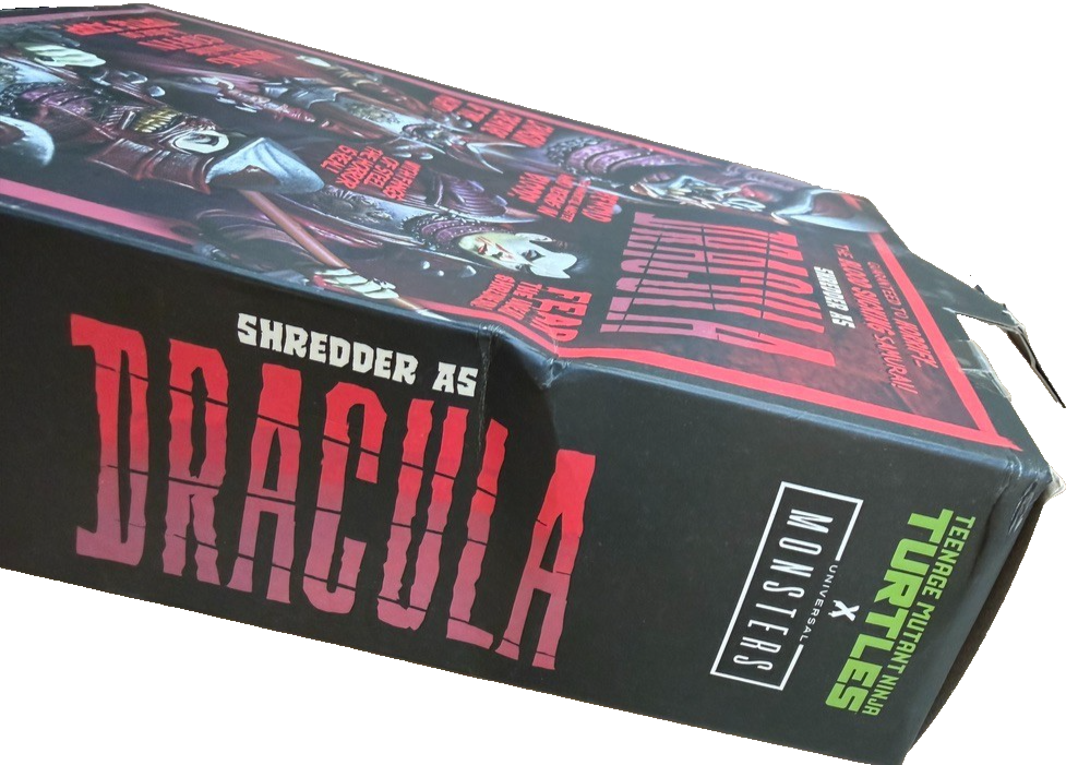 NECA Teenage Mutant Ninja Turtles X Universal Monsters Shredder As Dracula