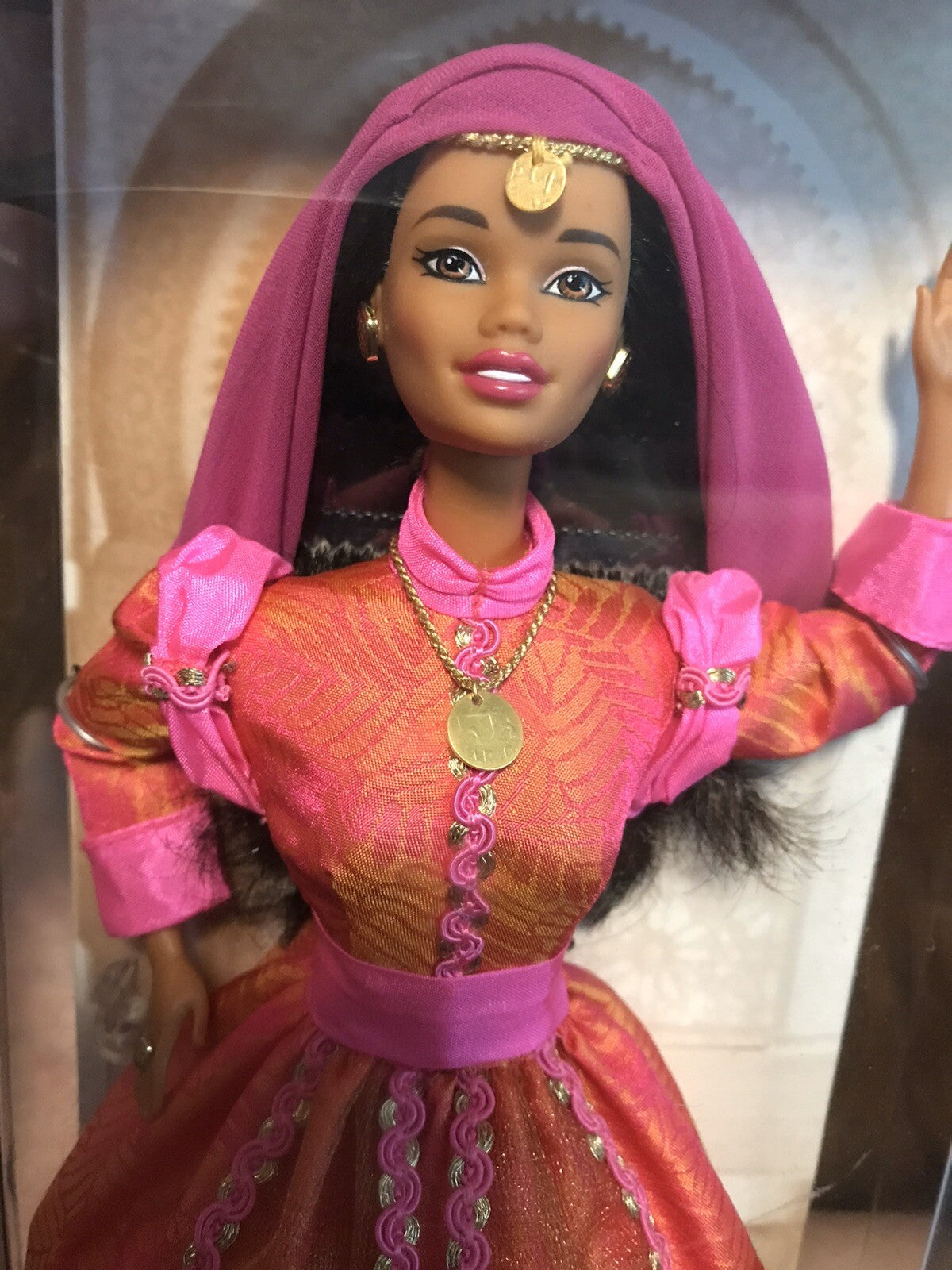 New MOROCCAN BARBIE Collector Edition - 1998 MATTEL Dolls of the World #2150